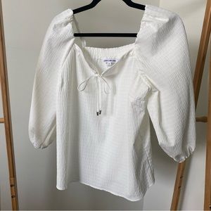 Elizabeth and James White Blouse size M